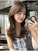 ふんわりミディアムシースルーバング大人かわいいレイヤー