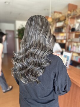 スタジオフィット(STUDIO FITTO) 〇●ホワイトコントラストハイライト●〇