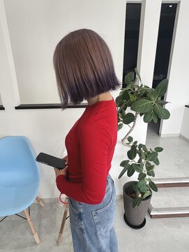 エミュ(emu.) ピンクベージュ×裾グラデーションカラー