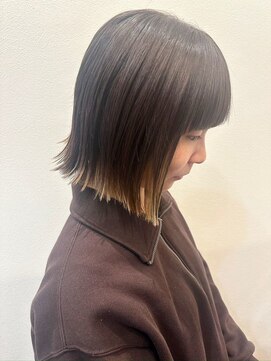 美容室ヒラトヤ 都南店 毛先カラー★ライトベージュで抜け感ある垢抜け外はね大人ボブ