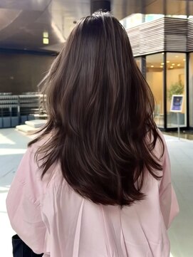 シティ オモテサンドウ(CITY omotesando) レイヤーカット ロングレイヤー 顔まわりカット 海外レイヤー