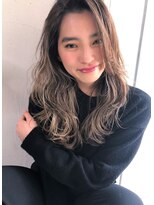 リマ(RIMA)&nbsp;【RIMA】 外国人風☆クセ毛風なラフカール×ルーズパーマ