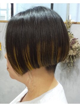 キー ヘアーアンドビューティーサロン(Kii hair&beauty salon) ネープツーブロボブ