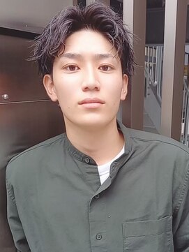 アレンヘアー 富士宮店(ALLEN hair) スパイラルセンターパート×ツーブロ