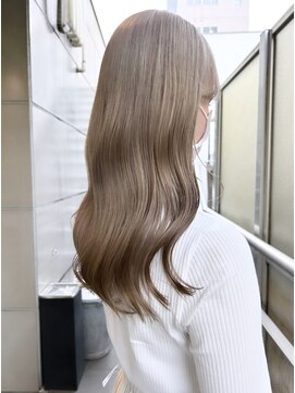 キラ 原宿(KILLA) ダブルカラー/ヘルシースタイル/ふんわりカール/ハイトーン/韓国