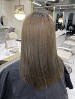 シェノン サントル(CHAINON CENTRE)&nbsp;グレージュ/ブリーチなしカラー/大人かわいい/外ハネボブ