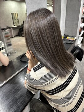 ヘアースマイルクー(HAIR SMILE COEUR) 【COEUR/HAYATO】ホワイトハイライト♪