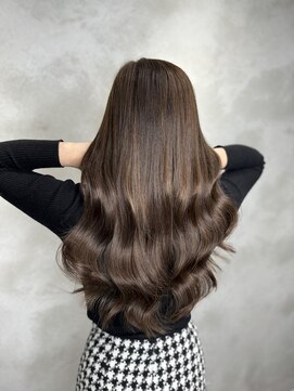 アルマバイロサ(ALMA by ROSA) アッシュブラウンエクステ/担当:【ギャル仙人】RENTA