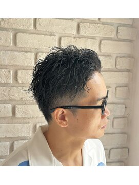 クリーブ 池袋(creeb) ツイストスパイラル、刈り上げ池袋