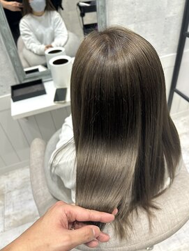 イーズ バイ インス(Yeeee.s by INCE) 白髪ぼかし/脱白髪染め/脱白髪染めハイライト/透明感