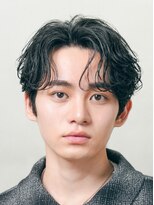 フィフス トウキョウ (fifth TOKYO) 渋谷緩めフェザーショートフェザーパーマセンターパート