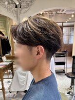 サンバイセライロ 千葉(SAN. by celilo)&nbsp;メンズハイライト/刈り上げセンターパート/毛流れヘア/関祐翔