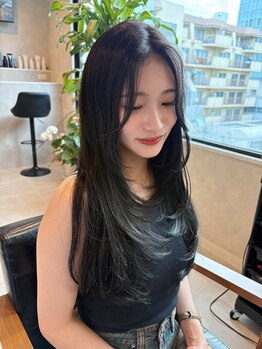 ナイト(KNIGHT)の写真/結んでも可愛い♪トレンド感のある顔まわりのニュアンスカットが人気！イメチェンしたい方にもおすすめ＊