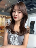 エインアンリー 明治神宮前(AIN.ANLY.)&nbsp;モーヴピンクベージュカラー韓国レイヤースタイル前髪カット