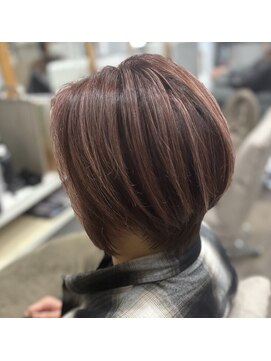 シアーピンク・ショートボブ