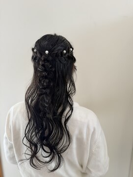 テトテプラス(tetote+) ふわふわハーフアップスタイル