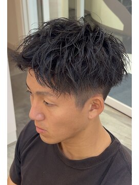 ミオスタイル 元町店 長め無造作スパイキー