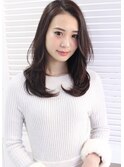 ナチュラルなフェミニンカール