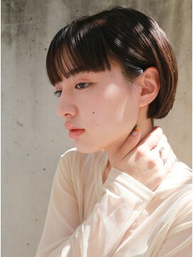 ラボ(Ravo) [Ravo]ワイドバング丸みショートボブ