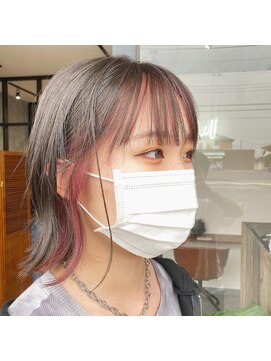 チル(chill) ボブ×インナーカラー