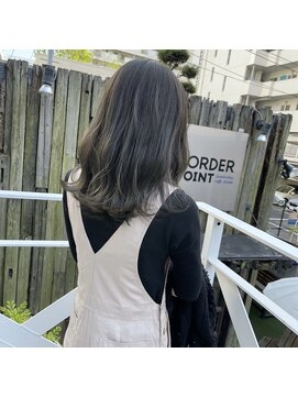 ミント(mint) 赤み除去オリーブグレー/オリーブグレージュ/くすみカラー