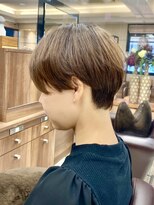 ユキオ オブ ヘアー(YUKIO of Hair) 20代30代40代ワンカール小顔補正立体カット透明感ブラウン