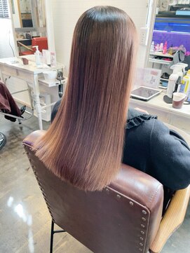 シック(Chic) メルトカラープラチナグレージュ大人ガーリーキャラメルベージュ