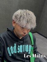 レマン バイ ノイル(Les Mains by Noil)&nbsp;ホワイトメッシュ×ツイストパーマ