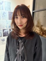 エトワ 中央店(etoi)&nbsp;大分ハッシュカット胸上鎖骨下ミディアムレイヤースタイルかるめ