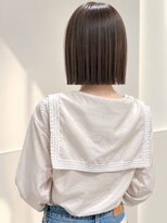 フォト 新宿三丁目(foto)&nbsp;髪質改善縮毛矯正地毛風ストレート切りっぱなしボブ