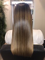 アールサロン アオヤマ(Rr SALON AOYAMA)&nbsp;プラチナミネコラストレート