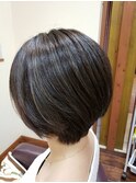 ショートボブ×ハイライト