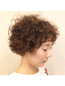 ファヴォリ(favori) 【favori 自由ケ丘 】　ショート☆Annieパーマ