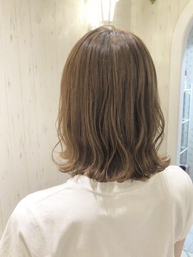 ラ ブランシュ 大宮(La Blanche) キャラメルベージュ×外ハネくびれボブ*°.La Blanche吉田