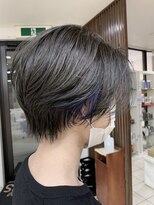 クオリス 上板橋店(QUALIS) 大人インナーカラーひし形ショート/くすみカラー/アッシュグレー