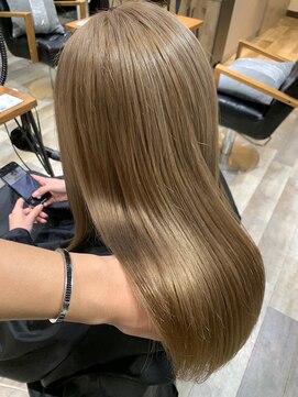 ヴィーヴォ 天六店(VIVO) 【VIVO】神田康之 艶髪 髪質改善 ミルクティーベージュ ツヤ髪