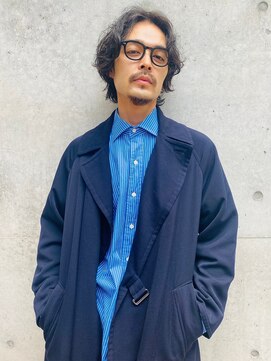 ロイジー(roijir) 【roijir 表参道】ウェービーウルフ×ワイルドパーマ