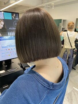 リーホリエ(Lee Horie) 切りっぱなしボブ～前下がり編～◎