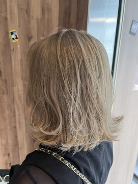 アヴァンス 天王寺店(AVANCE.) ミルクティーベージュ×透明感