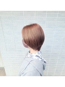 ブローテ ヘアアンドメイク(brote hair&make) しゅっと柔らかくさせたいショート