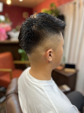 クレイジーバーバー(CRAZY BARBER) クロップ　スキンフェード