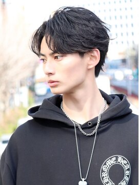 アーリー(Ali'i) アップバングマッシュパーマアッシュブラック黒髪ウルフ