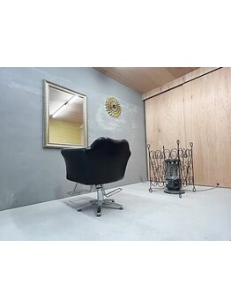 お客様お一人だけの完全プライベート空間で日頃の疲れを癒し、あなただけの特別なサロンタイムを...♪