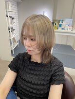 ミー(ME)&nbsp;エンドカラー×ホワイトベージュ