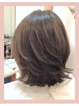 エルコット(elcot) 大人に似合うミディアムレイヤー◆ミセス/40代/50代/60代