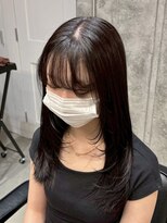 ファルベ(Farbe) 黒髪/オリーブグレー/小顔/ココアベージュ