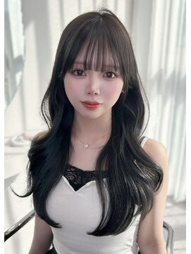 リッカ(LICCA) 【RINA】暗めカラーで艶髪に！巻いて広がるカット