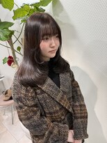 ヴィジュアリスト(VISUALIST)&nbsp;レイヤーカット/透明感カラー