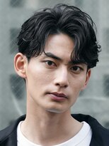 レタッチバイフィフス(RETOUCH by fifth)&nbsp;原宿センターパートルーズパーマツーブロックメンズパーマ眉毛 