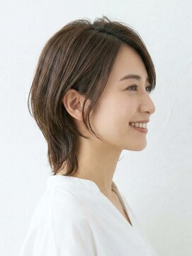 と和×美髪クリニック 巣鴨店 乾かすだけで決まる大人ショート【耳掛け・時短】